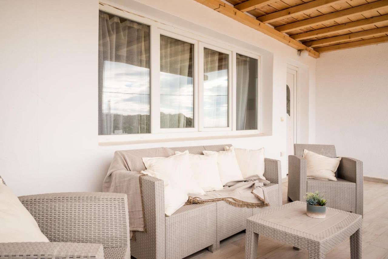Aniko Suites Psarou Psarou  Ngoại thất bức ảnh
